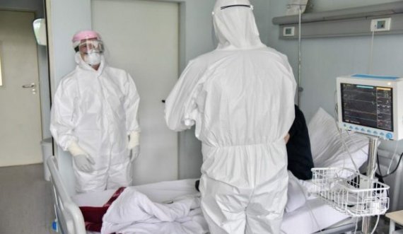  Klinika Infektive dhe spitalet rajonale mbushen me pacientë me COVID-19, 917 të hospitalizuar 