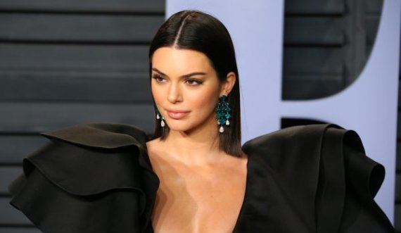 Zhvishet nudo Kendall Jenner 