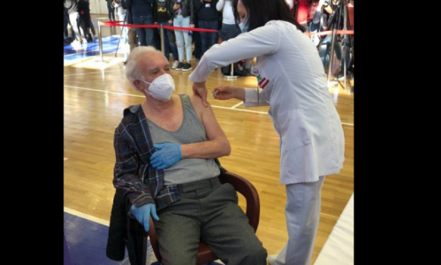 69-vjeçari nga Kosova merr vaksinën Anti Covid, tregon se si po ndihet 
