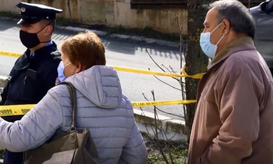 “Po pres që të më thërrasin në telefon”, 72 vjeçari nga Prishtina mezi pret që të vaksinohet