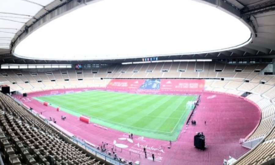 Kështu duket stadiumi pak para fillimit të ndeshjes Spanjë-Kosovë