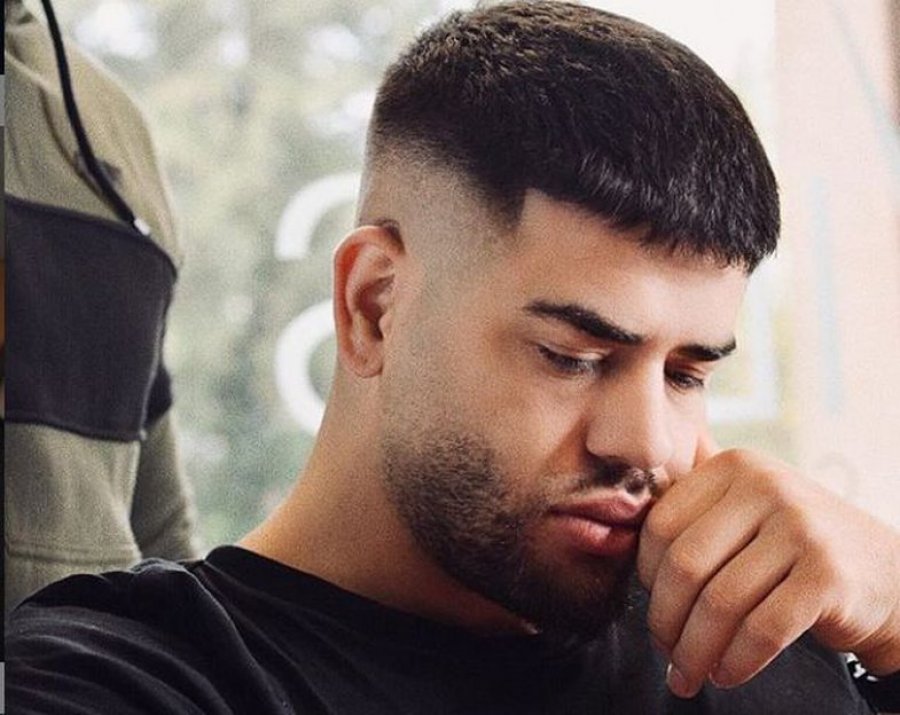  Noizy i dhuron babait një veturë luksoze për ditëlindje 