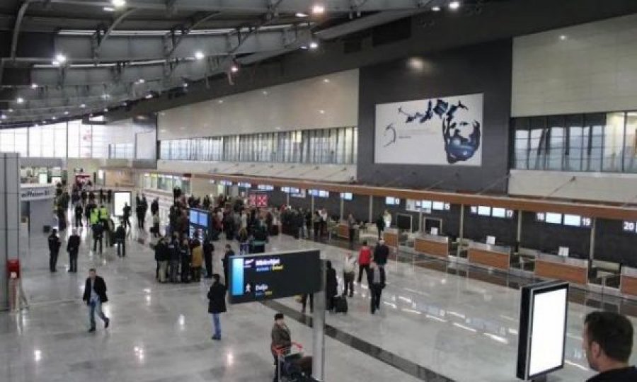 Arrestohet shtetasi turk në aeroportin e Prishtinës, kapet me dokumente false