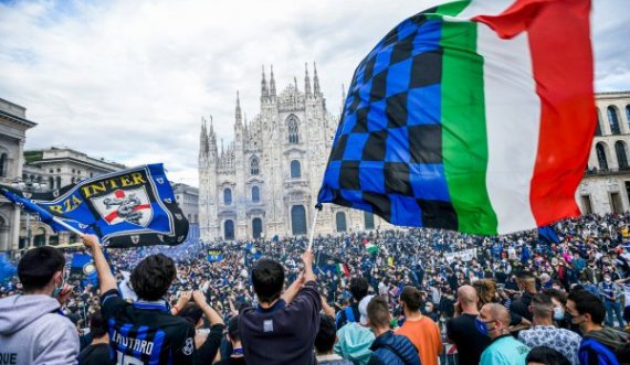 30 mijë tifozë të Interit i shkelin rregullat e COVID-19 për ta festuar titullin në Serie A