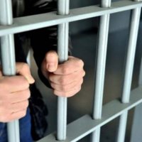 Një muaj paraburgim personit që iu gjet heroinë