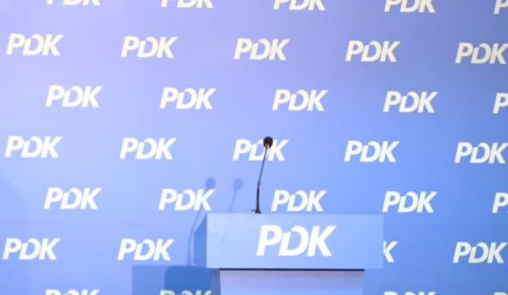  Pas përplasjes në Kuvend, PDK-ja mban konferencë për media 