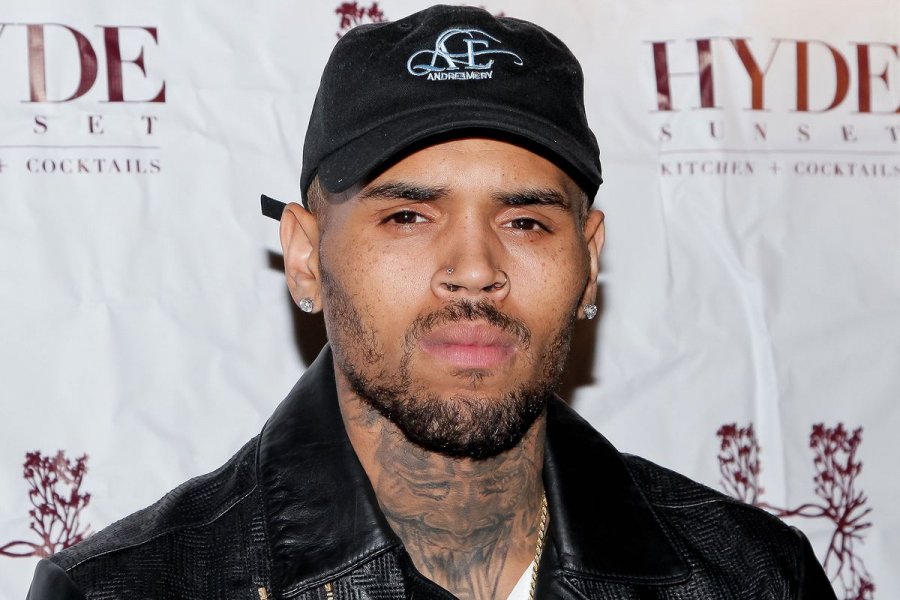 Ups! Chris Brown përfshihet në telashe me policinë dhe shkak u bë ditëlindja e tij