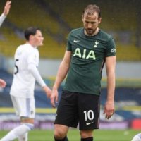 Leeds e mposht Tottenhamin, e largon nga gara për Champions