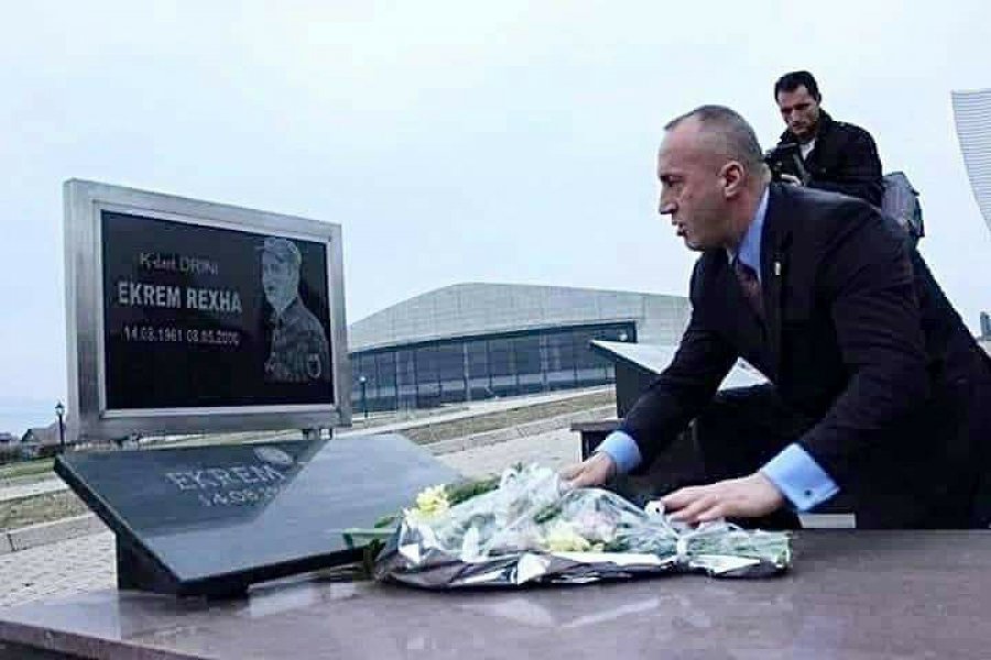 Haradinaj kujton Komandant Drinin në 21-vjetorin e vrasjes