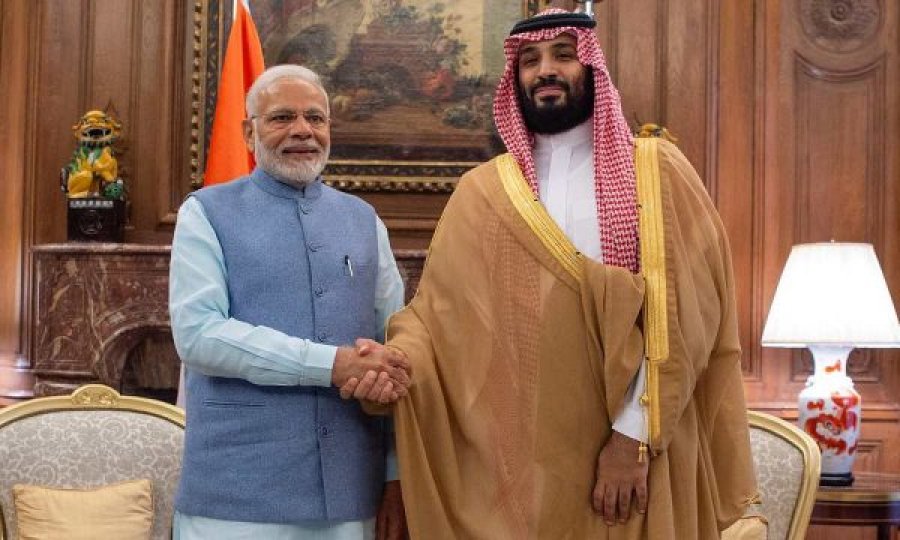 Arabia Saudite i jep oksigjen Indisë, i çon edhe “oferta” për naftë 