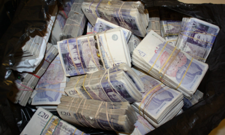  4 shqiptarë në Londër vihen në pranga, kapen me qindra kg kokainë 