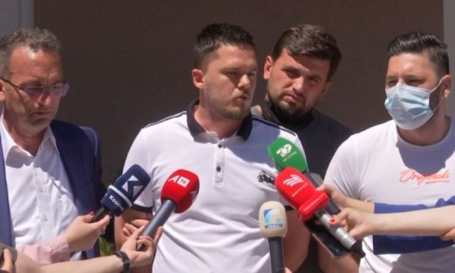 “Ne ishim 3 ditë vonë”, djali i viktimave në Shqipëri rrëfen për vdekjen e familjarëve të tij