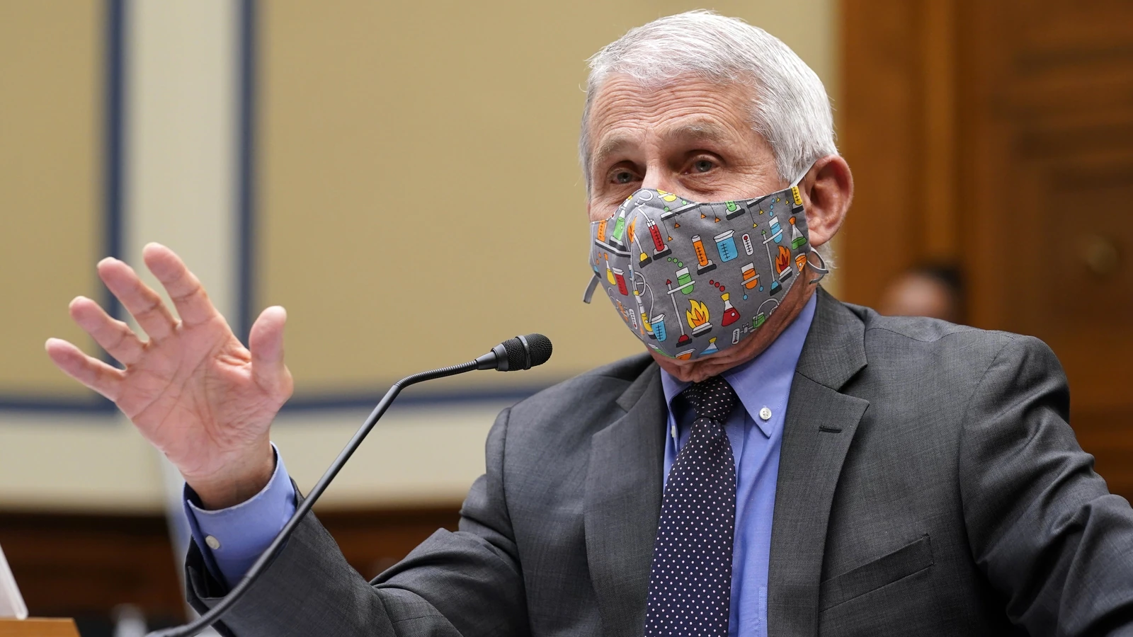  Anthony Fauci: Është koha të ndryshohet masa për mbajtjen e maskës në këto raste 