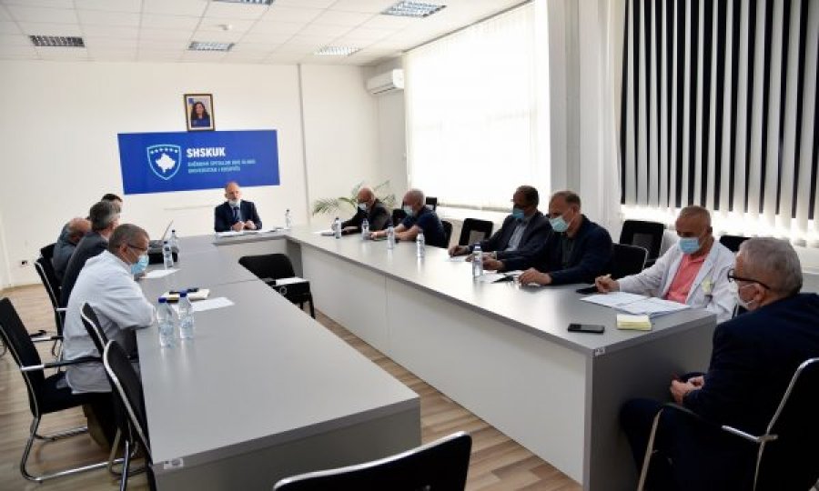 Valbon Krasniqi takim me drejtorët e spitaleve, dakordohen për përkrahjen e fushatës së vaksinimit
