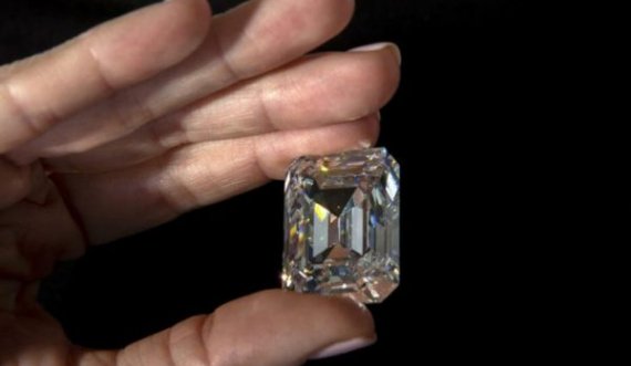 Shitet në ankand diamanti më i madh në histori, vlera e tij kap vlerën e 14 milionë dollarëve