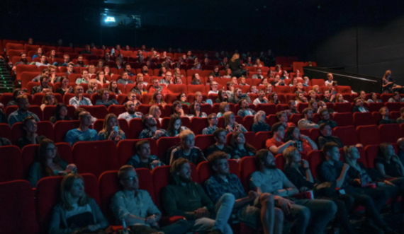 A e keni ditur? Shkuarja në muze ose teatër mund t’iu ndihmojë të jetoni më gjatë 