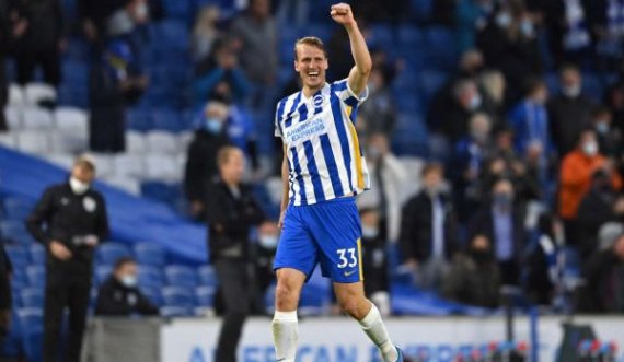 Brighton mposht kampionin e Premier Ligës