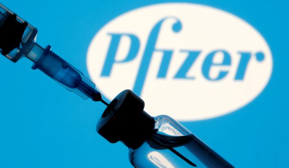  Rregullatori i BE-së: Vaksina e Pfizer-it mund të mbahet një muaj në frigorifer 
