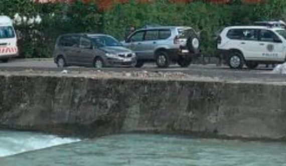 Pamje nga vendi i ngjarjes ku u vra një person në Pejë