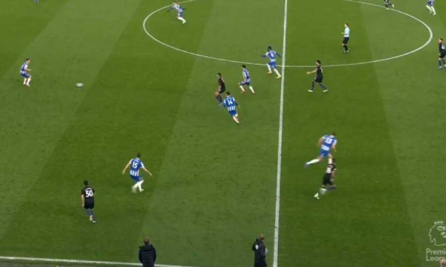 City vjen me golin e dytë, Brighton ngushton epërsinë