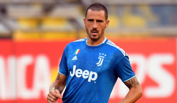 Bonucci rrezikon dënimin, i shtyu bashkëlojtarët t’i ndërrojnë menaxherët