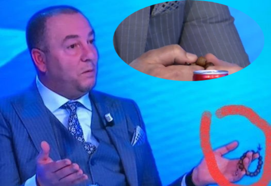  Ridvan Berisha shfaqet me tespihe të hebrenjve në emision