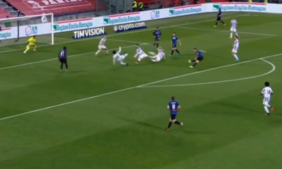 Atalanta i shënon gol të bukur Juventusit