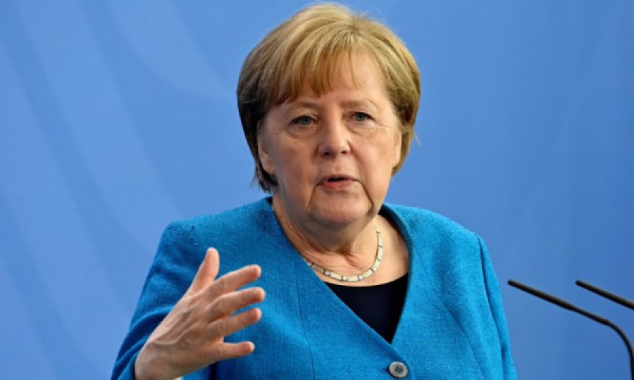 Merkel: Është në rregull që Izraeli po bën veprime masive, ka të drejtë të vetëmbrohet