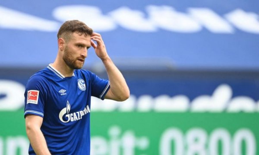 ZYRTARE: Mustafi do të largohet nga Schalke