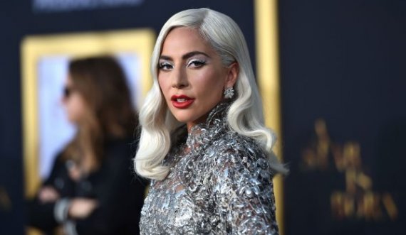 Lady Gaga rrëfen se një producent e përdhunoi dhe e la shtatzanë kur ishte 19 vjeç