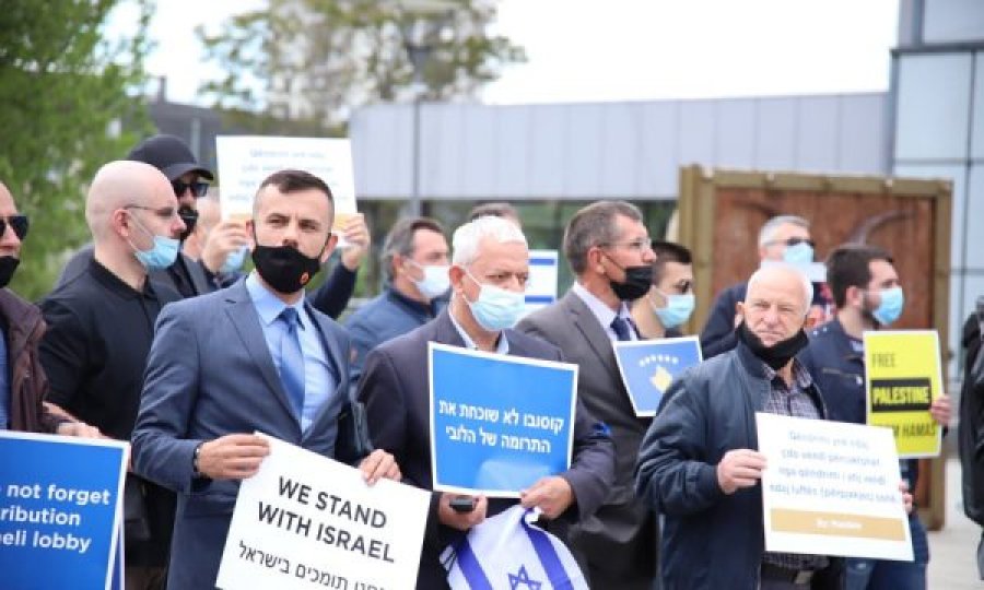  Në Prishtinë marshohet në përkrahje të Izraelit 