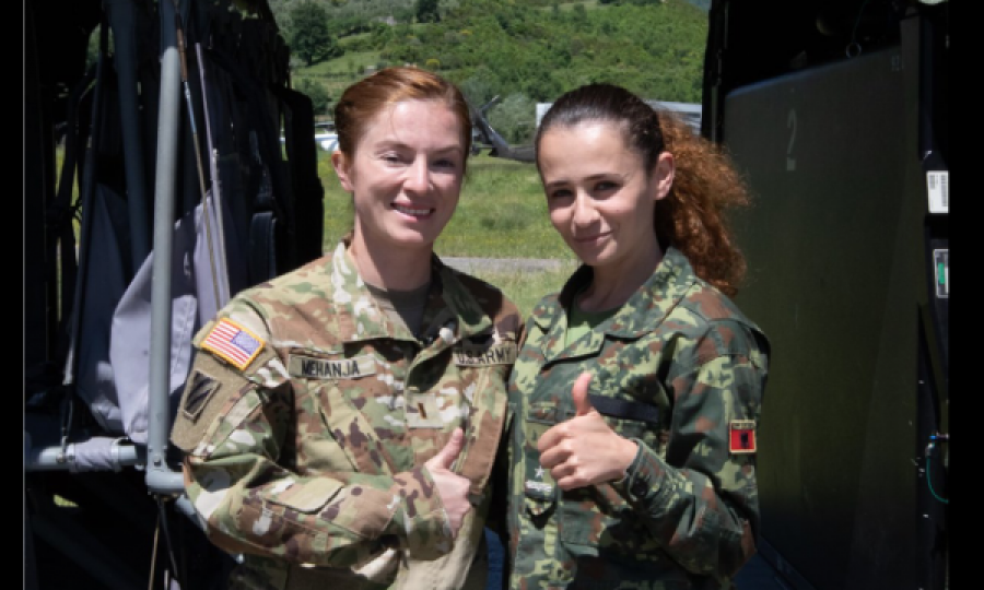  Njëra nga Kosova e tjetra nga Shqipëria, njihuni me pilotet që po lavdërohen nga SHBA’ja 