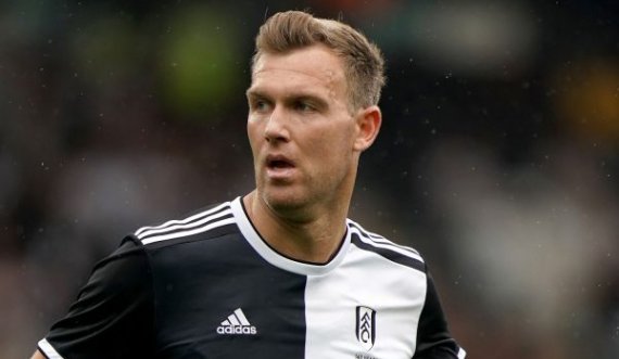 Futbollisti i Fulhamit do ta bëjë transplantin e veshkës, vëllai i tij është dhuruesi