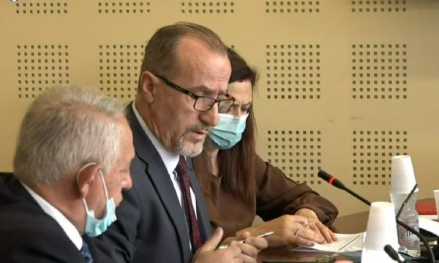 Haxhiu kritikon planin për Shëndetësi, kërkon që urgjentisht të thirret ministri Vitia për raportim rreth sigurimit të vaksinave