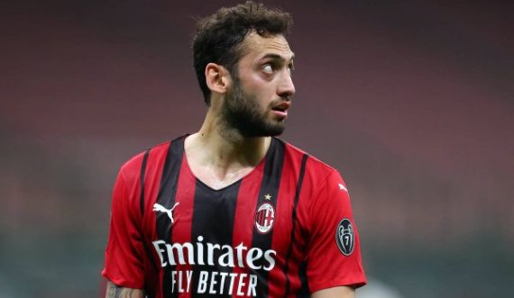 Calhanoglu s’po mendon për rinovimin me Milanin, i fokusuar vetëm në “Euro 2020”