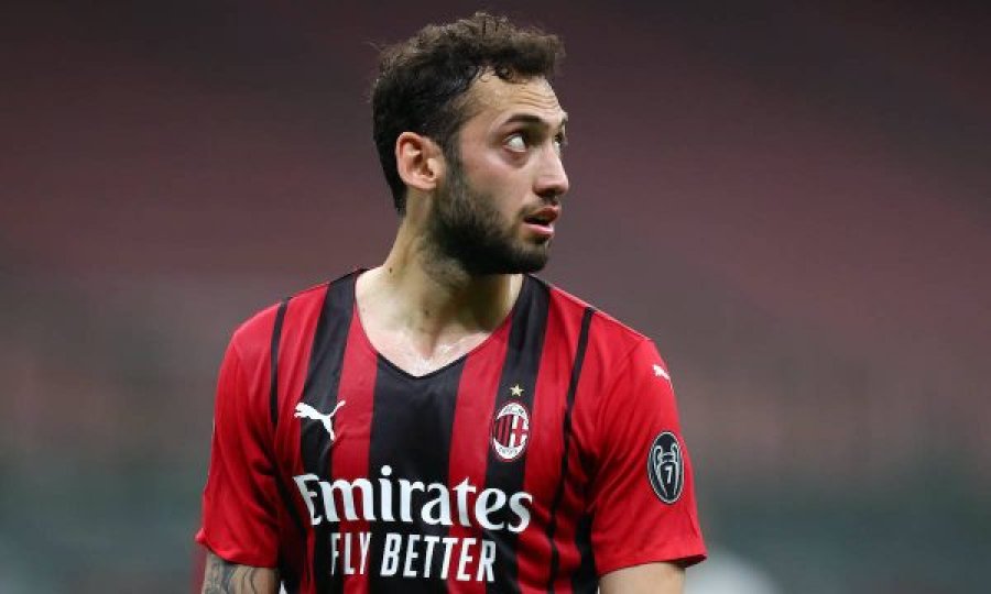 Calhanoglu s’po mendon për rinovimin me Milanin, i fokusuar vetëm në “Euro 2020”