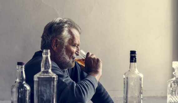 E dinit çfarë ndikimi ka konsumi i alkoolit tek truri?