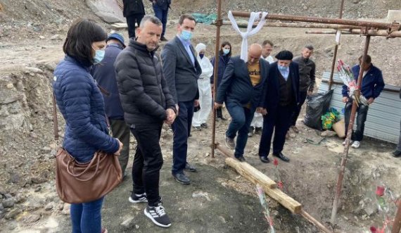  Përfundon procesi i zhvarrosjes në Kizhevak të Serbisë, dy prej nëntë të zhvarrosurve janë identifikuar 