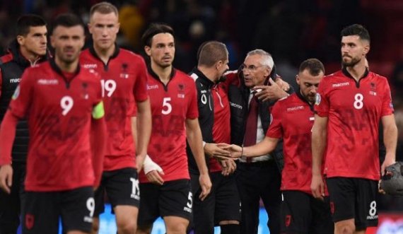 Shqipëria nis përgatitjet, Reja kompleton grupin