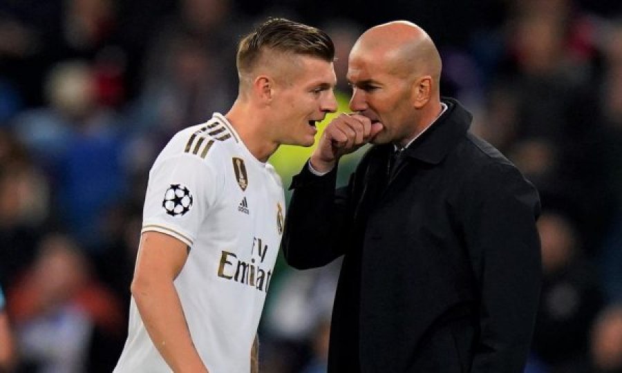 Kroos i bindur se Zidane do të qëndrojë