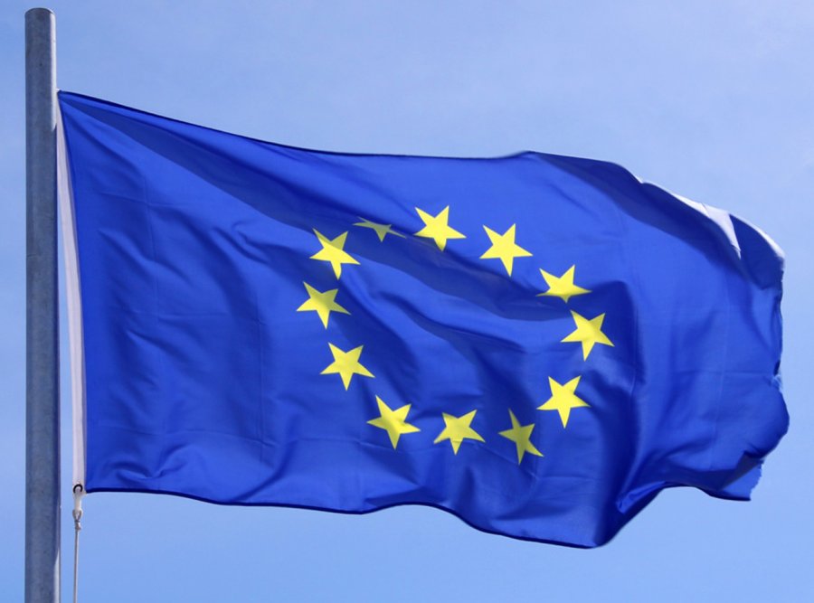 ​Flamuri evropian mbush 35 vjet