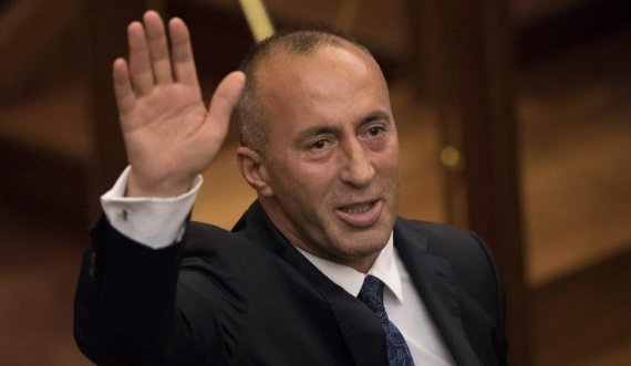  “Kthehna për pak”, Ramush Haradinaj shkakton të qeshura në Kuvend 