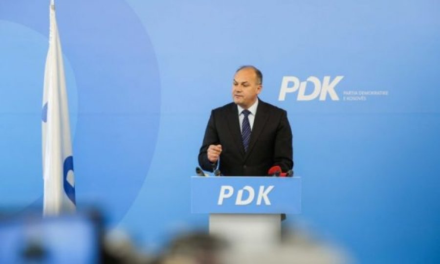 PDK zyrtarizon sot dy kandidatë për kryetarë komunash