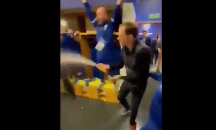 Kjo ishte festa e madhe e Tuchelit në dhomat e zhveshjes