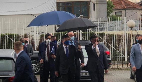 Matthew Palmer dhe Miroslav Lajçak shkojnë bashkë te Vjosa Osmani