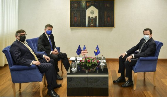 Kurti jep detaje nga takimi me Lajçak dhe Palmer: Dialogu duhet të jetë i drejtë