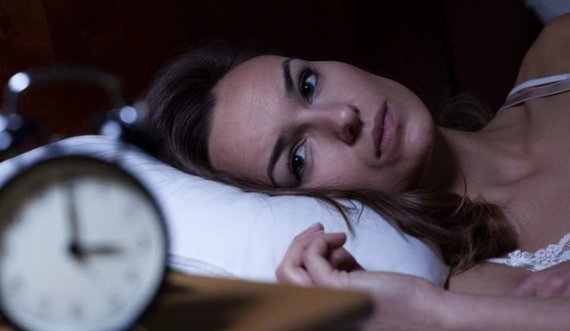 Mungesa e gjumit të rregullt rrezik për kancer
