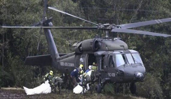 Rrëzohet helikopteri i Antidrogës, vdesin pesë policë 