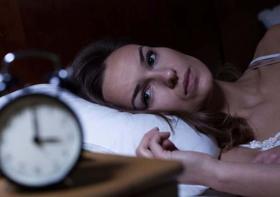 Mungesa e gjumit të rregullt rrezik për kancer