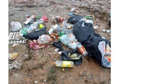 Hudhi mbeturina afër ujësjellësit, gjobitet me 500 euro një qytetar në Ferizaj